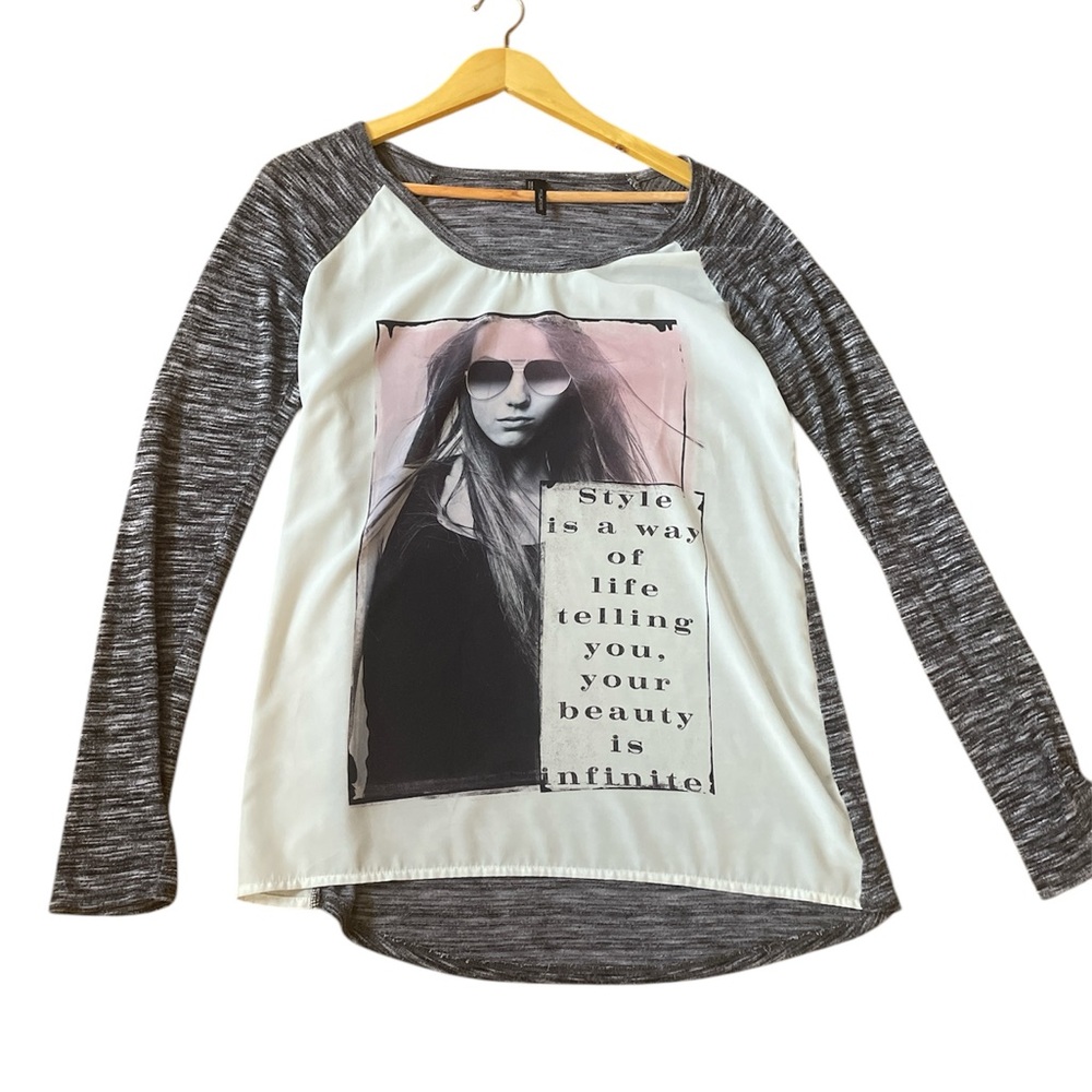 Maurices Gray Designer Graphic Knit Long Sleeve Top